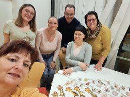 Bastel Team für Altenheime